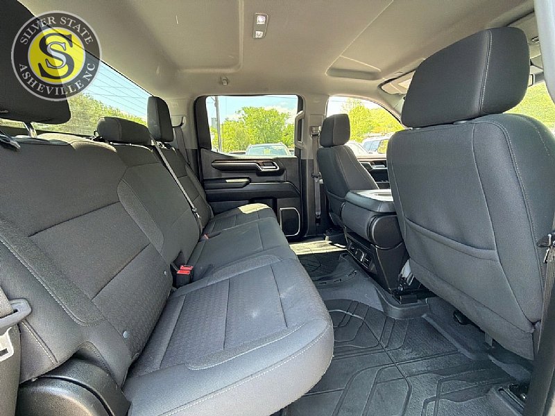 Used 2023 Chevrolet Silverado 1500 LT image 17