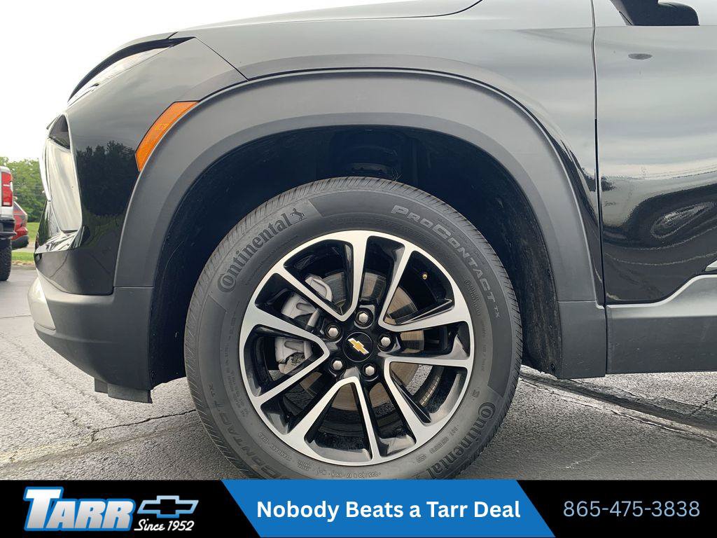 Used 2025 Chevrolet TrailBlazer LT AWD/4WD image 18