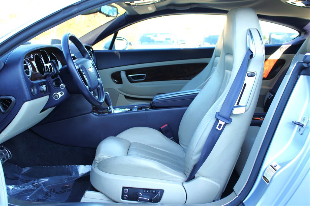 Used 2005 Bentley Continental GT image 12