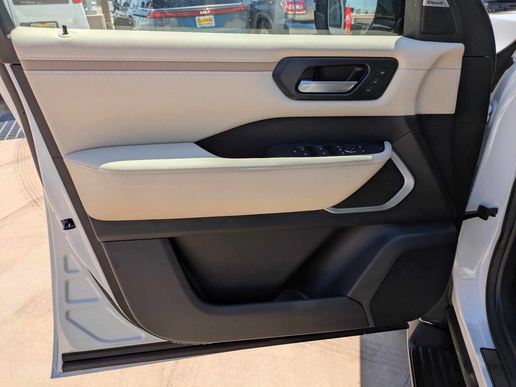 New 2026 Nissan Armada Platinum image 12