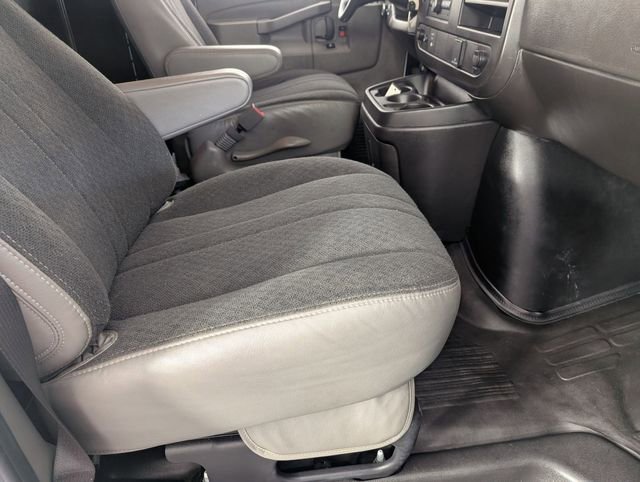 Used 2024 Chevrolet Express 2500 w/ Driver Convenience Package RWD image 24
