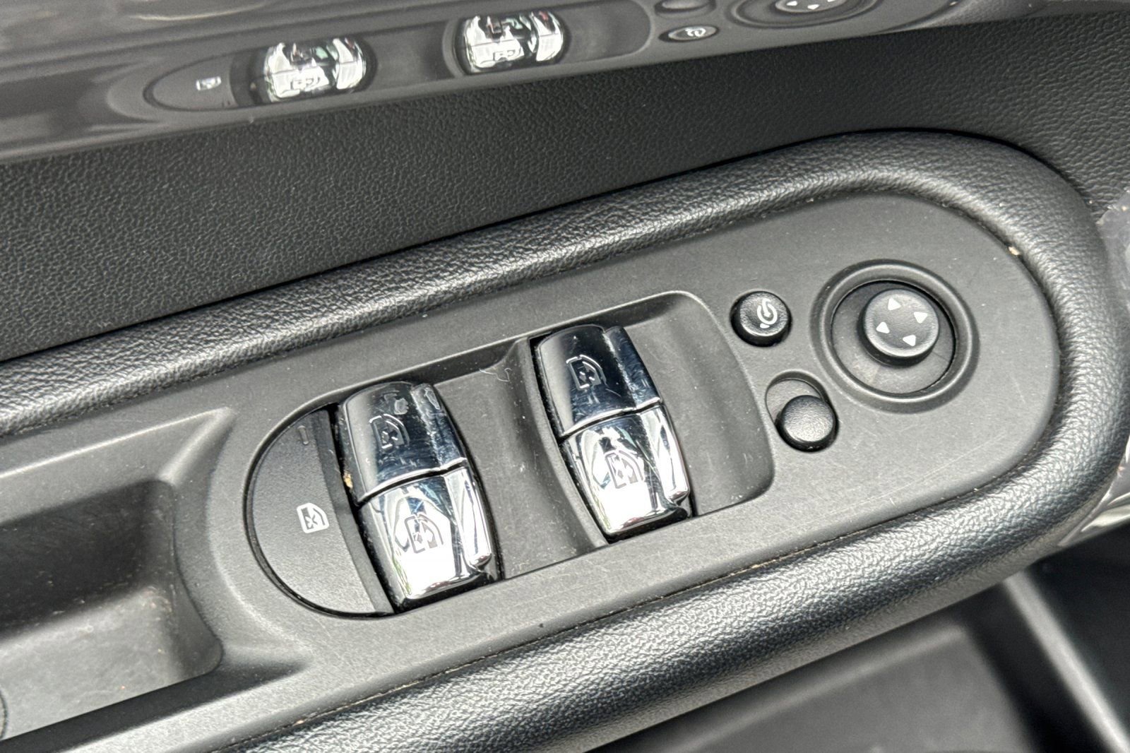 Used 2017 MINI Cooper Countryman S image 11