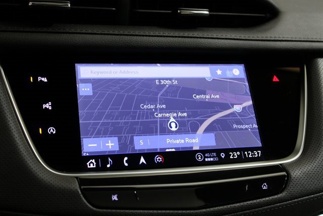 Certified 2025 Cadillac XT5 Sportv w/ Technology Package image 15