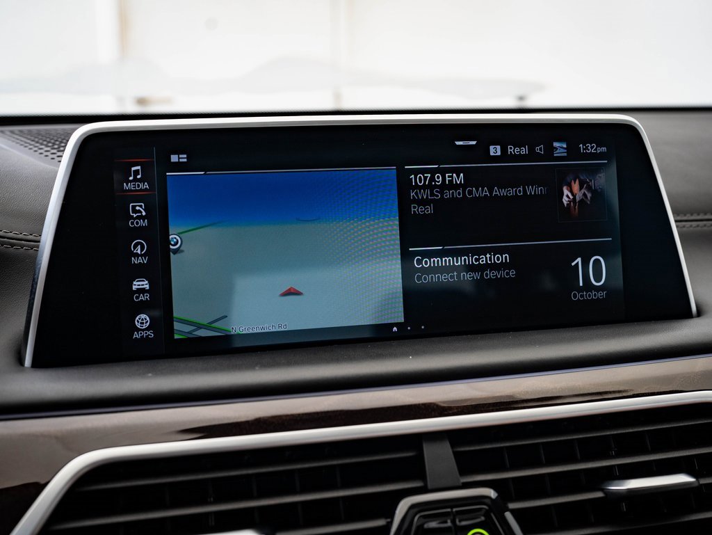 Used 2022 BMW ALPINA B7 xDrive image 33