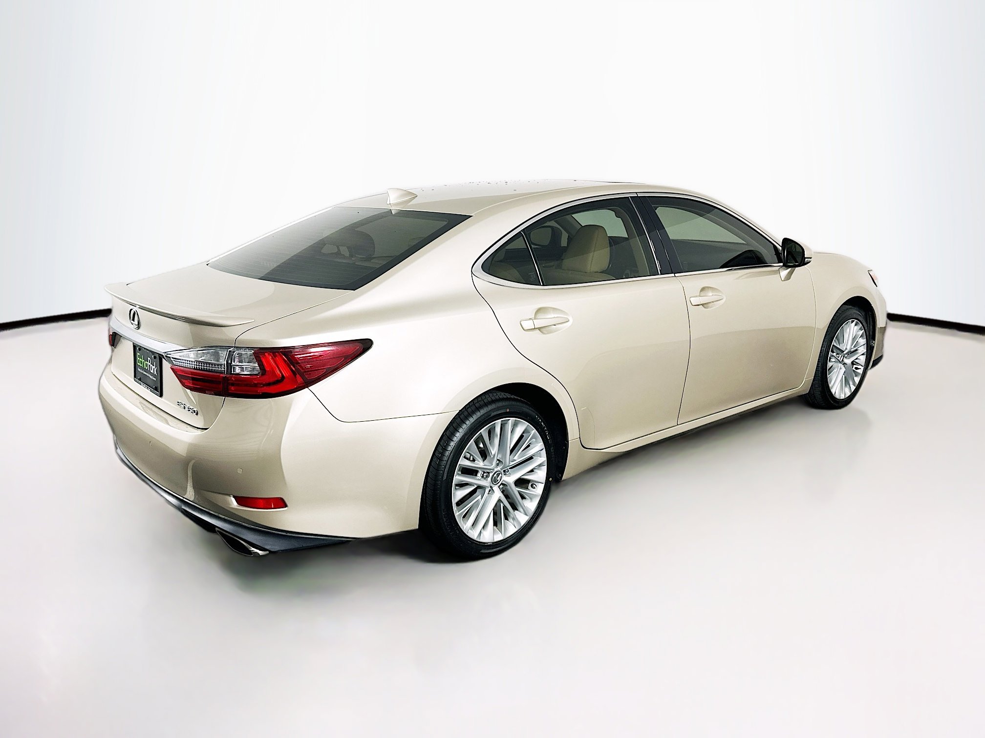 Used 2016 Lexus ES 350 w/ Luxury Package w/Wood Trim FWD image 9