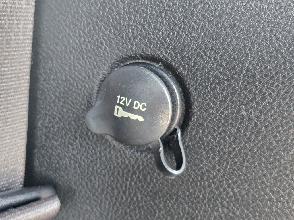 Used 2021 Dodge Durango R/T w/ Technology Group RWD image 14