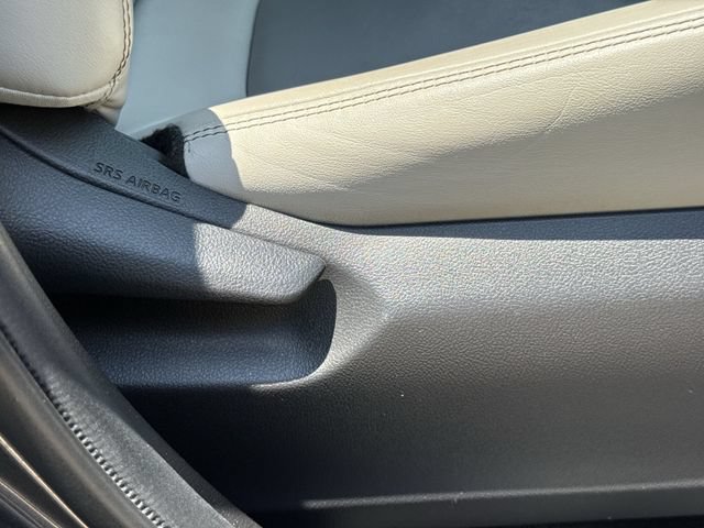 Used 2020 Toyota RAV4 Limited AWD/4WD image 31