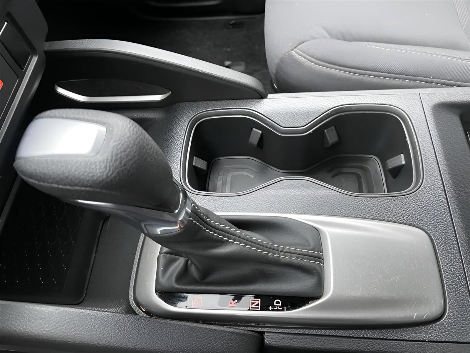 Used 2023 Nissan Frontier SV w/ Technology Package image 32