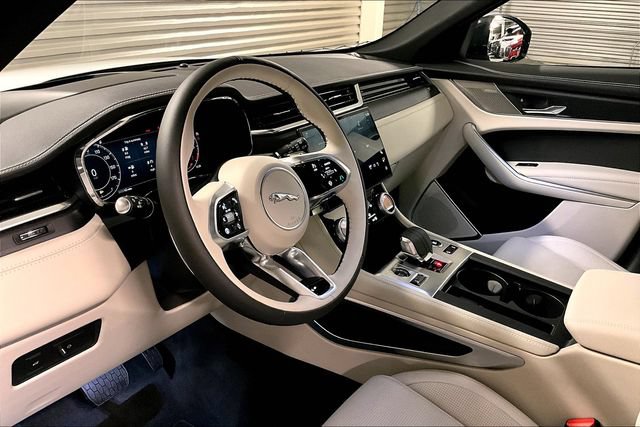 New 2026 Jaguar F-PACE R-Dynamic S AWD/4WD image 7