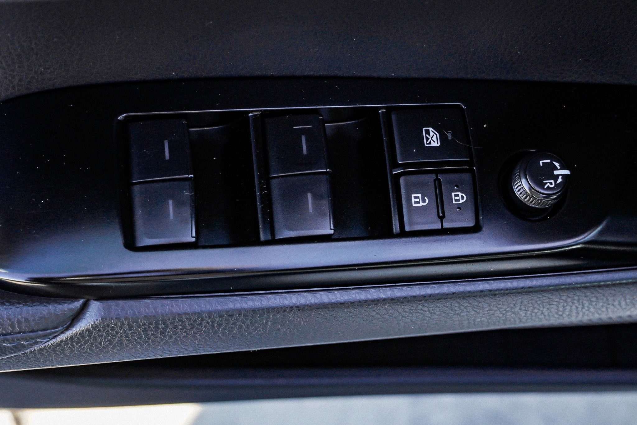 Used 2025 Toyota Camry XSE FWD image 19