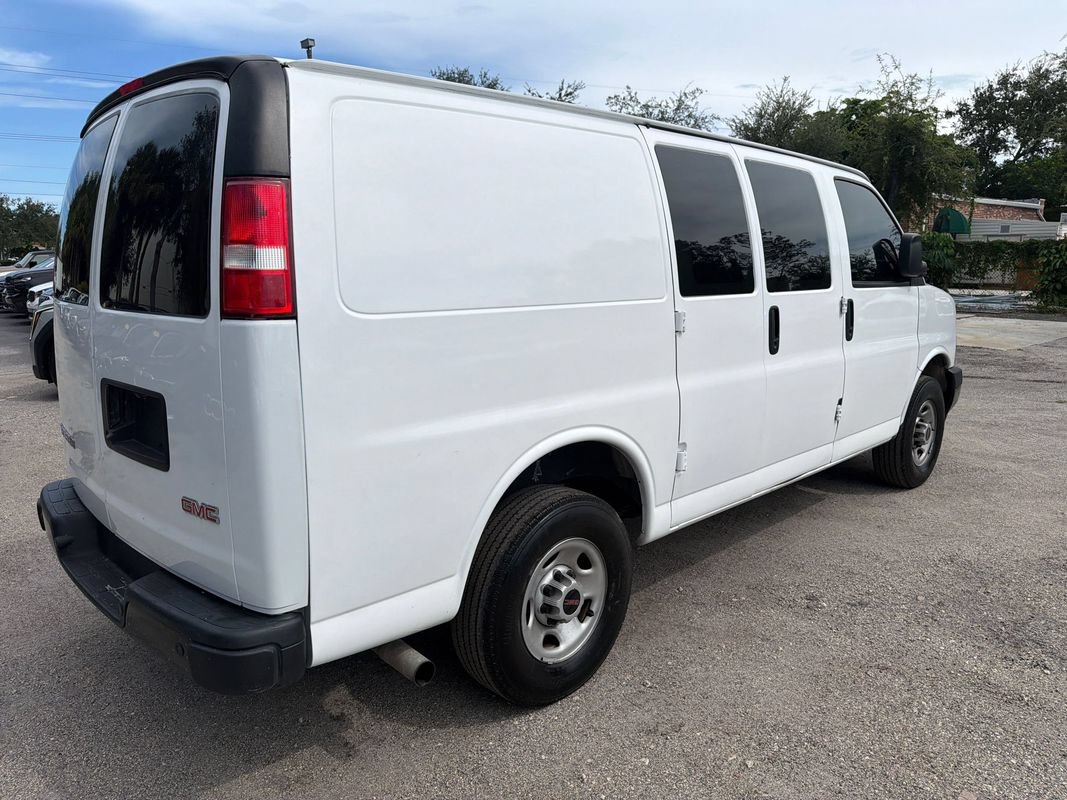 Used 2023 GMC Savana 3500 w/ Driver Convenience Package RWD image 6