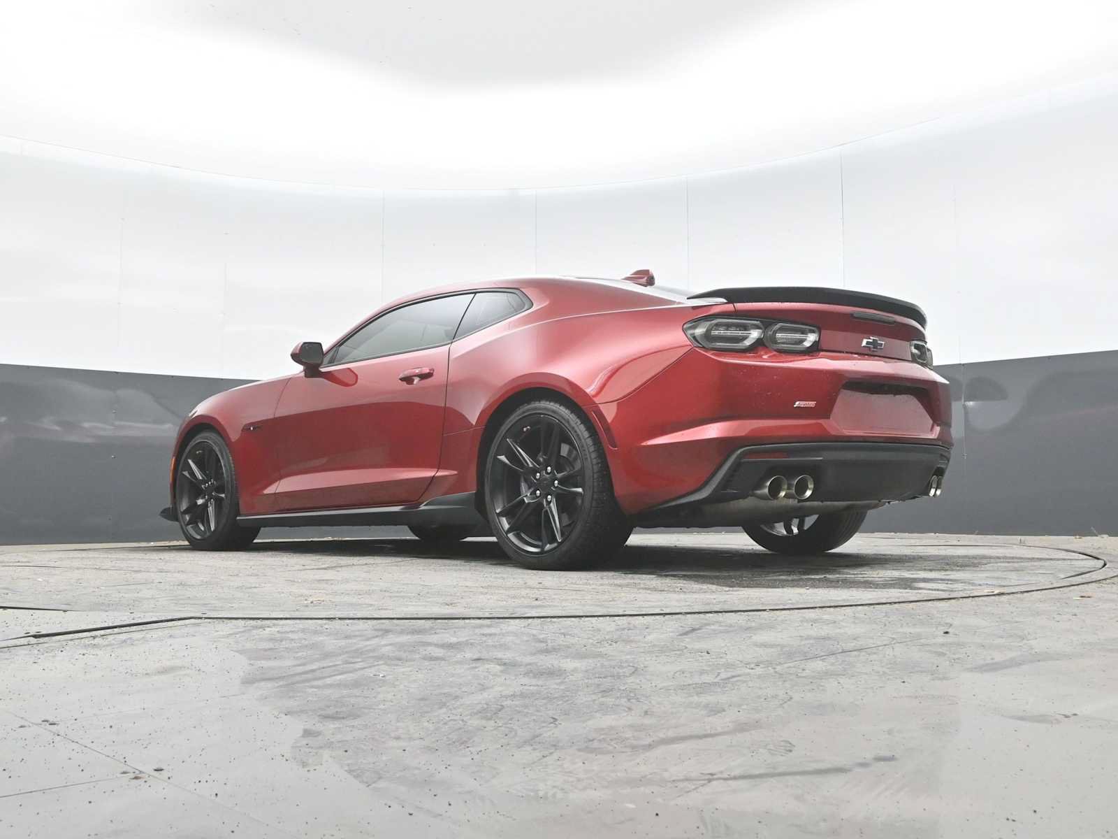 Used 2022 Chevrolet Camaro SS RWD image 23