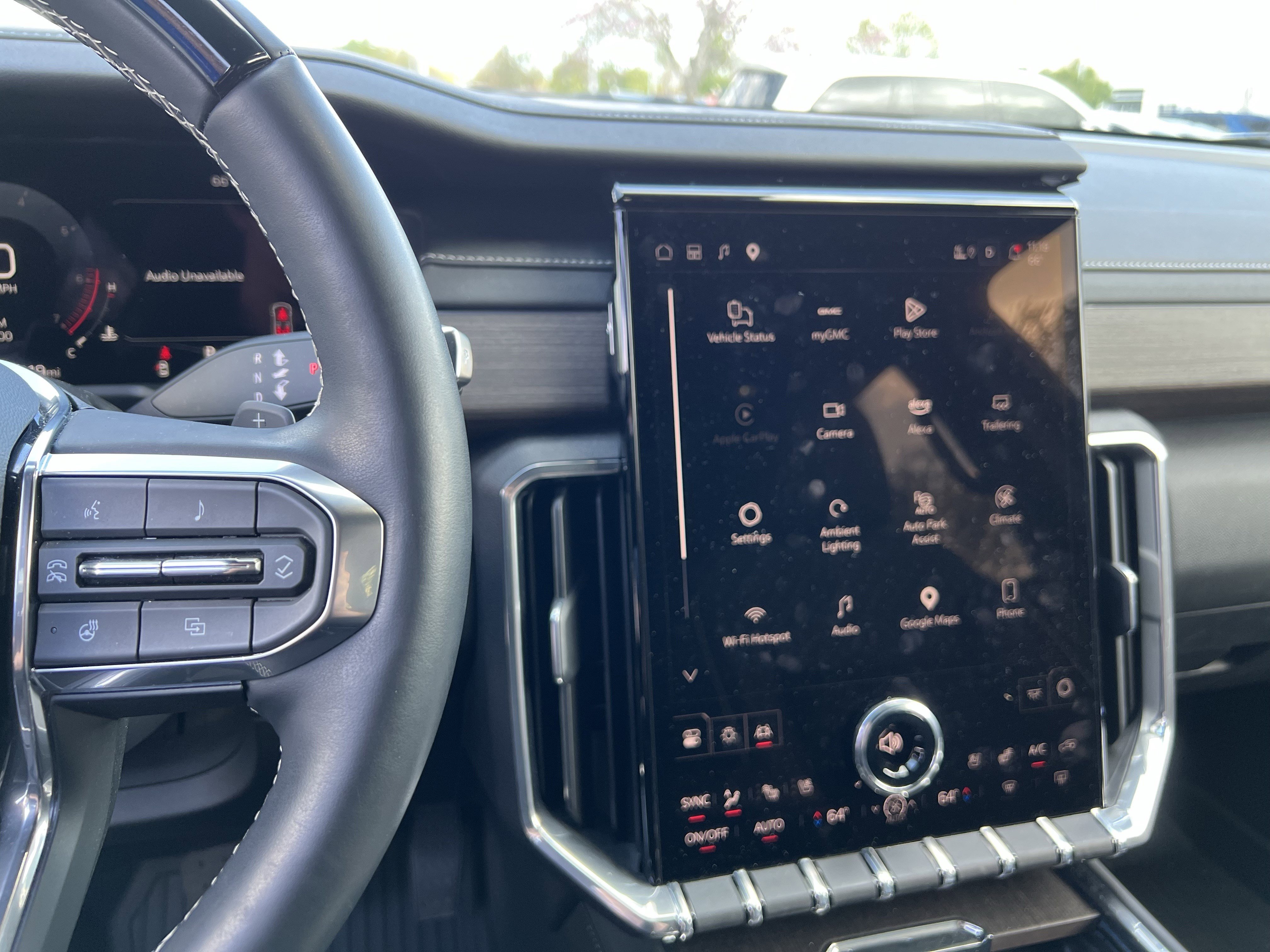 Used 2024 GMC Acadia Denali w/ Super Cruise Package image 31