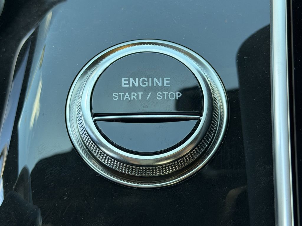 New 2026 Mercedes-Benz S 580e 4MATIC Sedan image 24