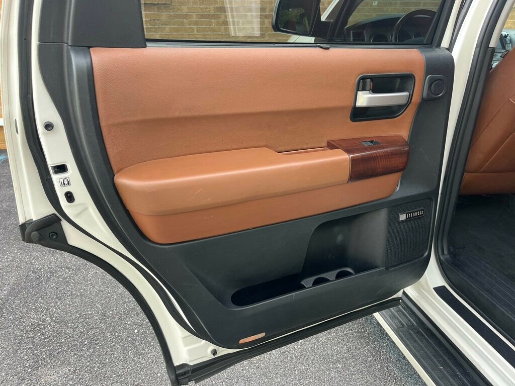 Used 2013 Toyota Sequoia Platinum AWD/4WD image 29