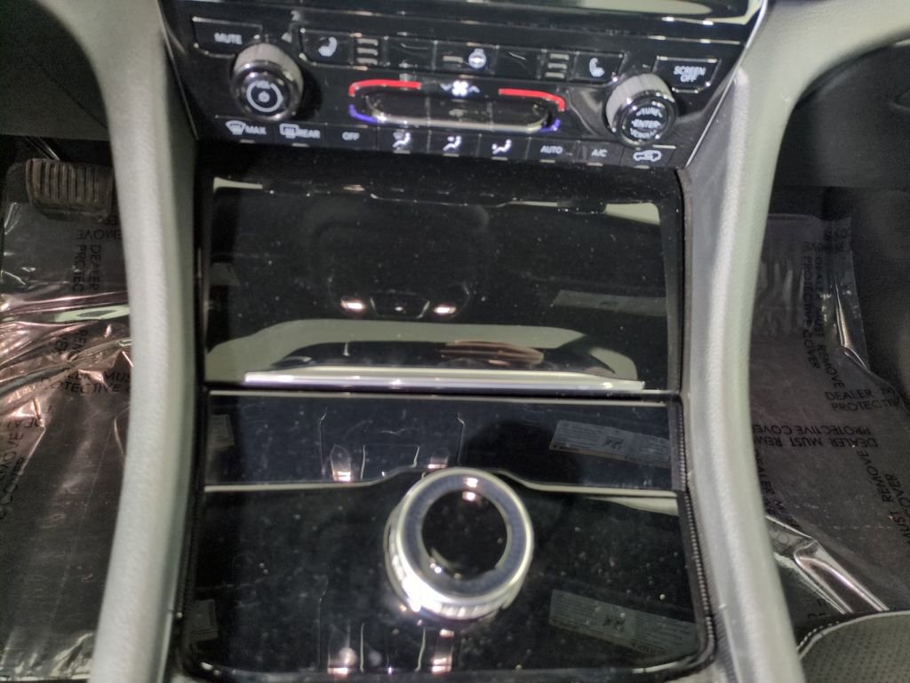 Used 2024 Jeep Grand Cherokee L Altitude image 26