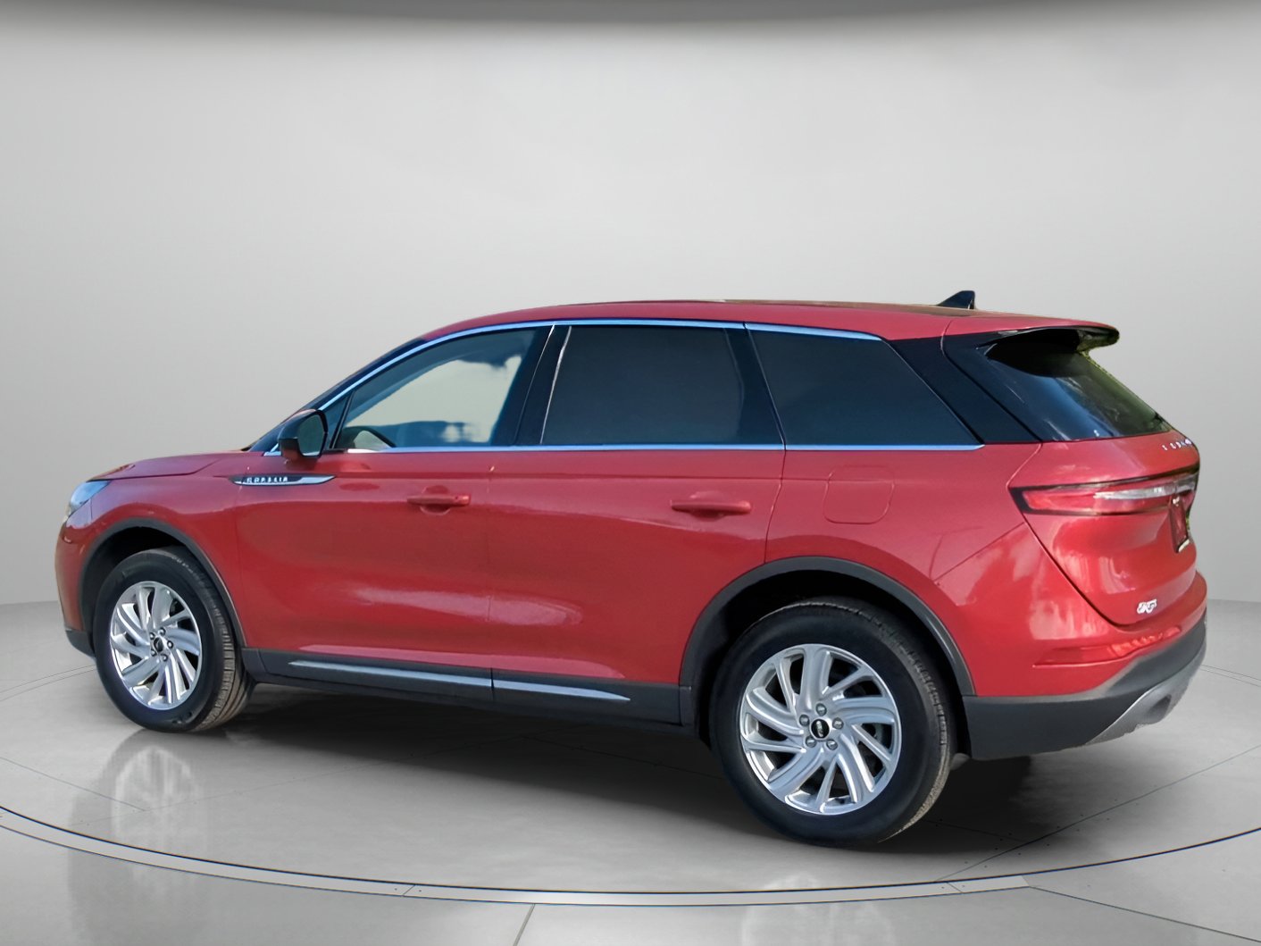 Used 2025 Lincoln Corsair FWD image 19