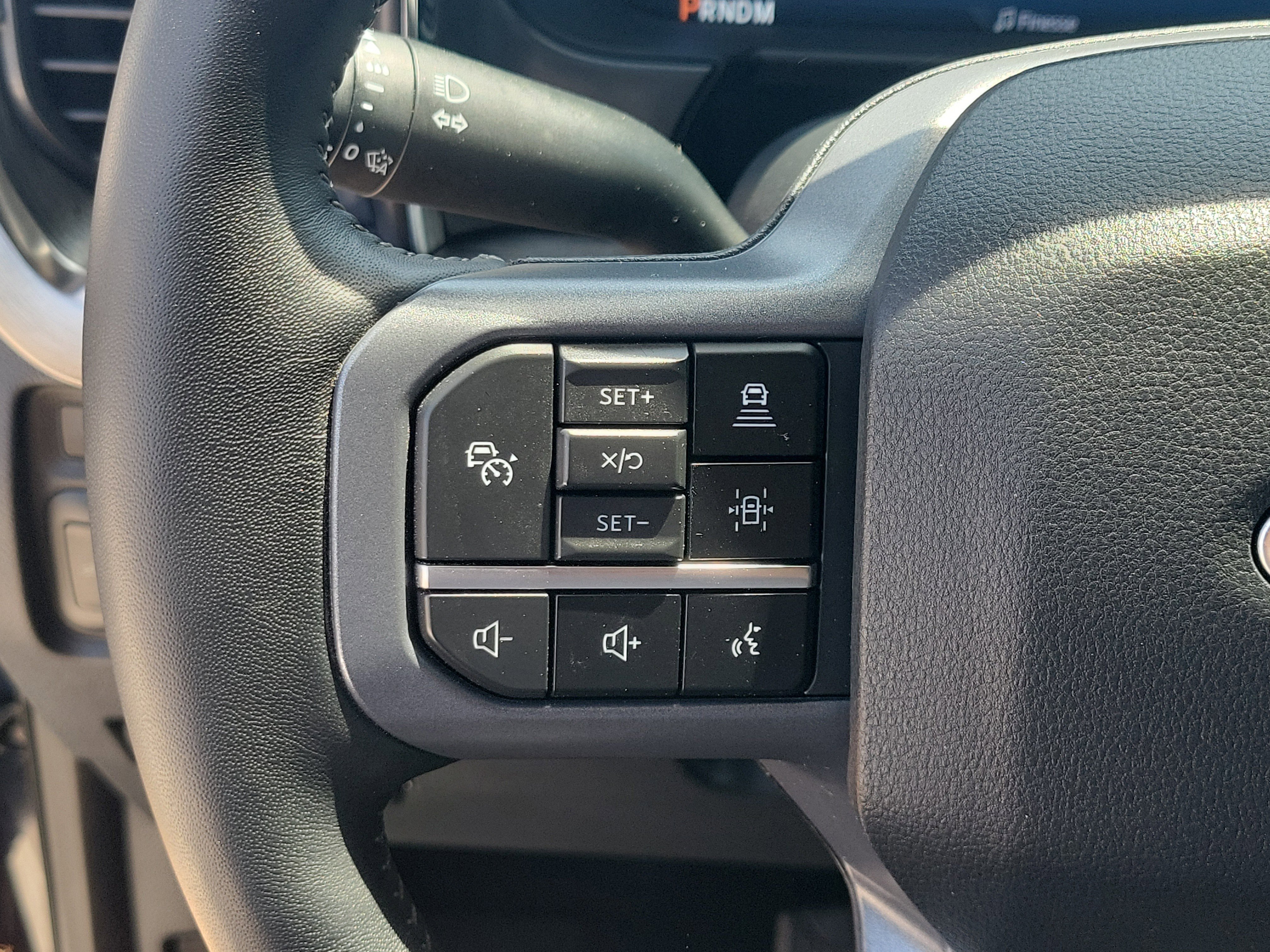 Used 2023 Ford F250 Lariat w/ Lariat Ultimate Package AWD/4WD image 24