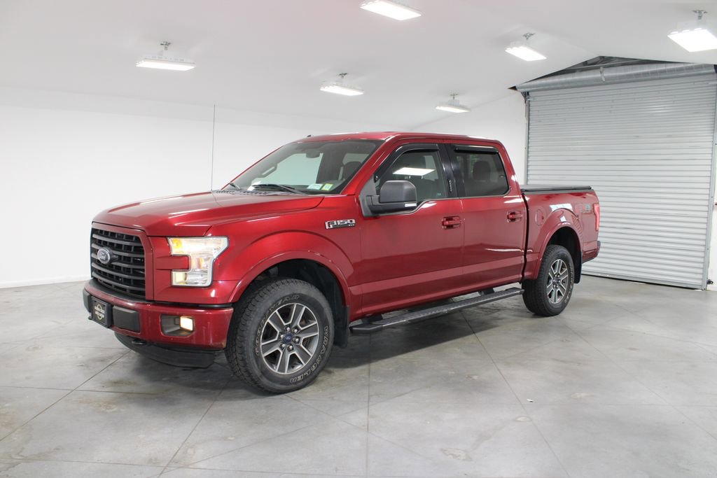 Used 2015 Ford F150 XLT w/ Equipment Group 302A Luxury image 4