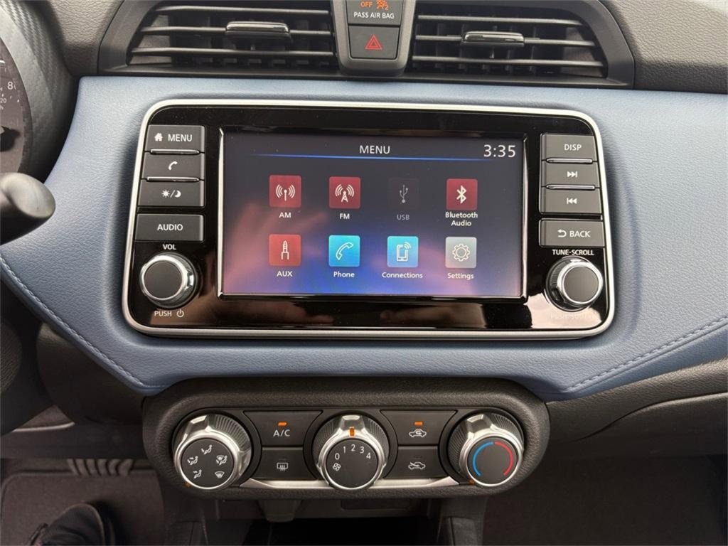 New 2025 Nissan Versa SV w/ Trunk Package image 21