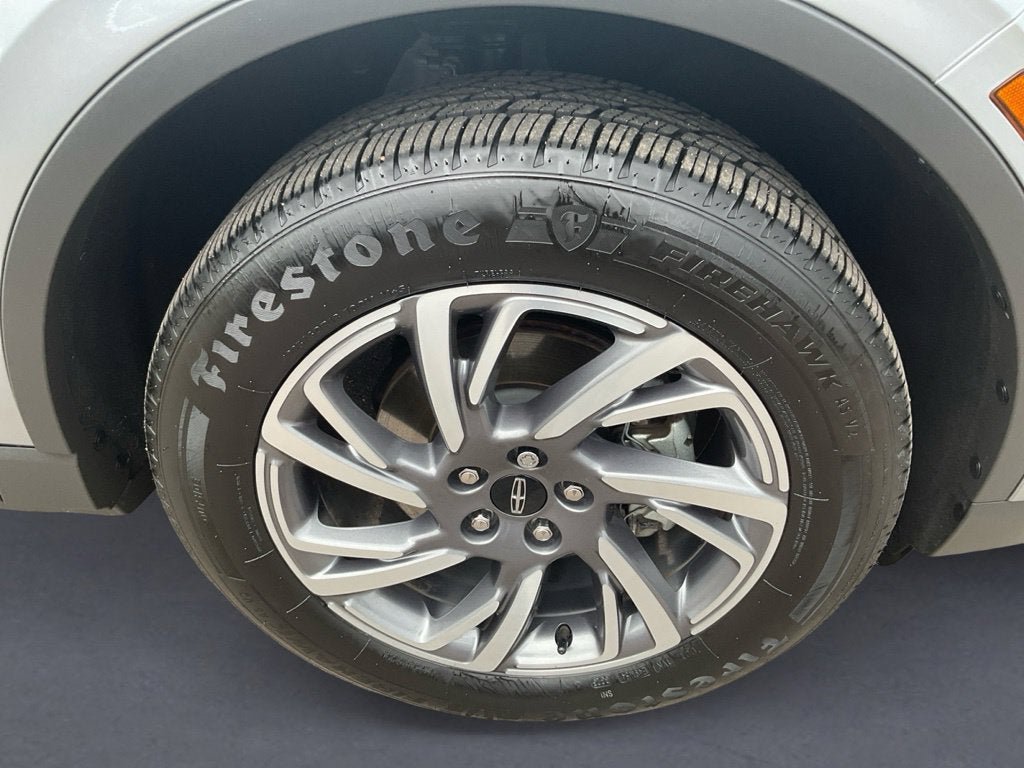 Used 2023 Lincoln Corsair AWD w/ Equipment Group 101A image 14