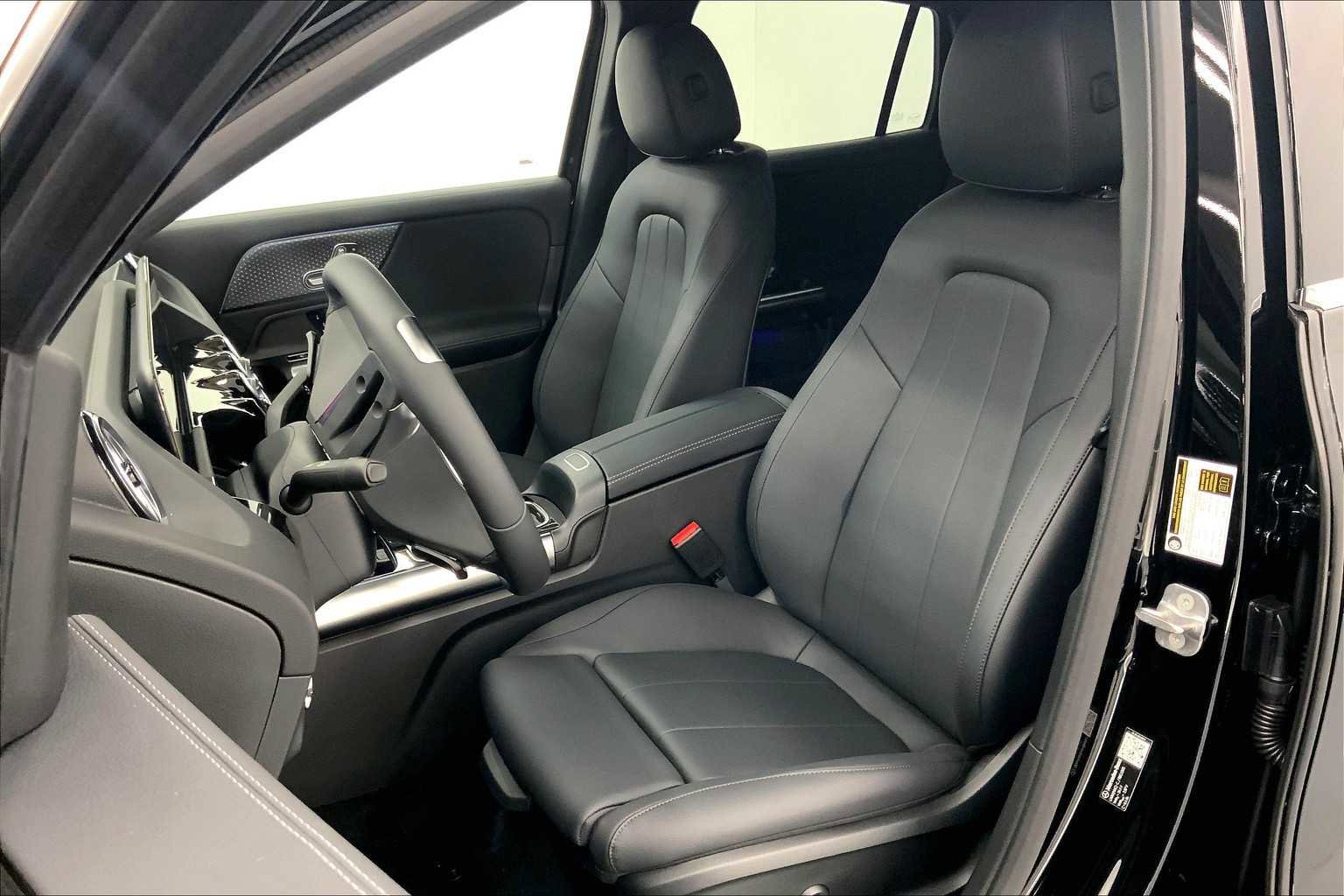 New 2026 Mercedes-Benz GLA 250 GLA 250 image 21