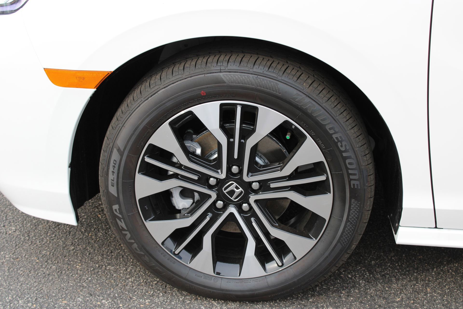 New 2026 Honda Odyssey Elite image 14