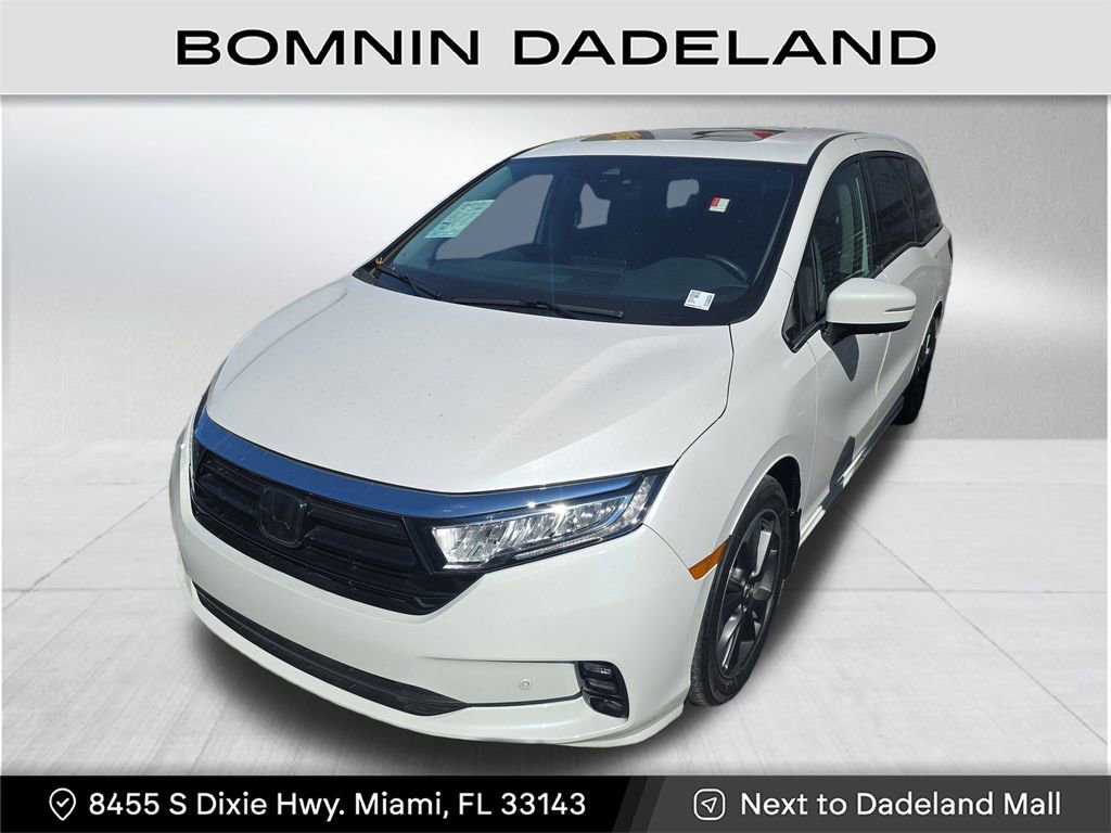 Used 2023 Honda Odyssey Elite image 2