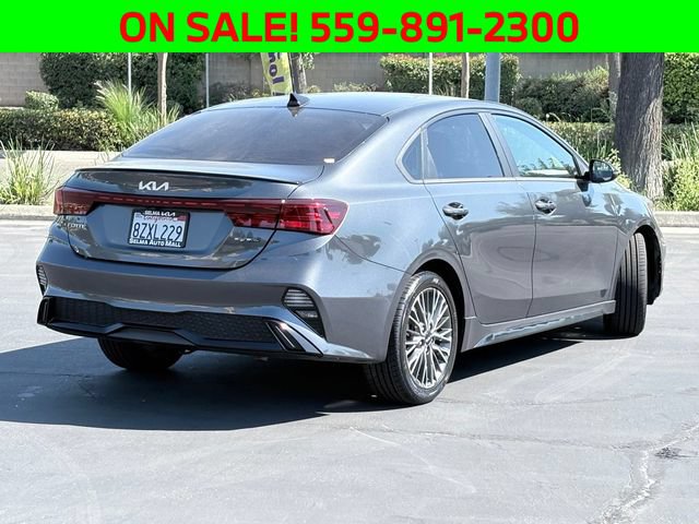 Used 2022 Kia Forte GT-Line w/ GT-Line Premium Package FWD image 5