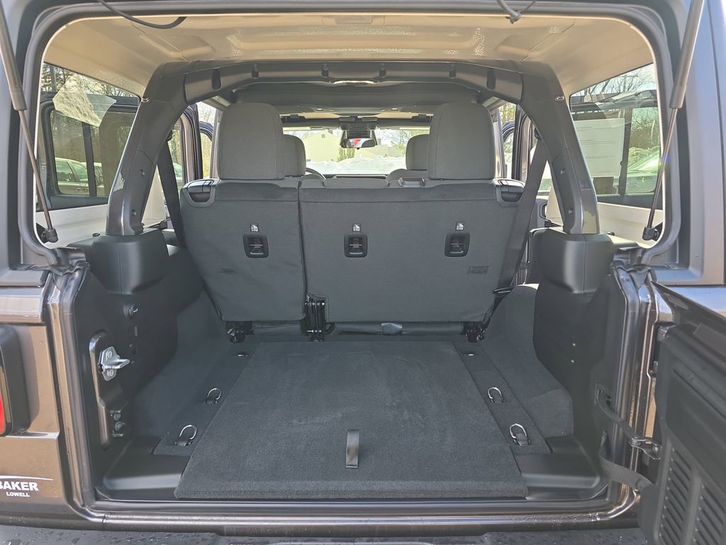 New 2026 Jeep Wrangler Unlimited Sport image 12