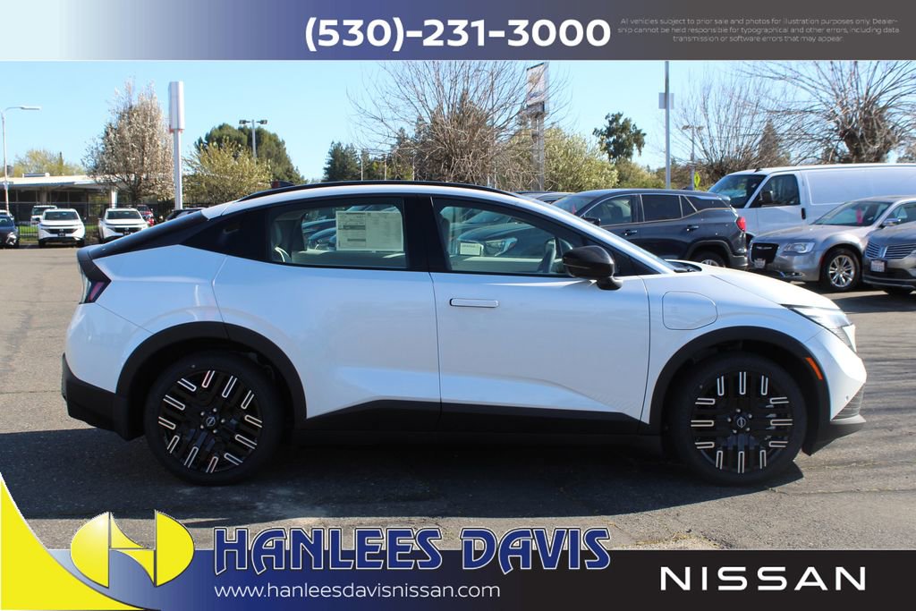 New 2026 Nissan Leaf Platinum+ w/ Cargo Package (Platinum+) image 6