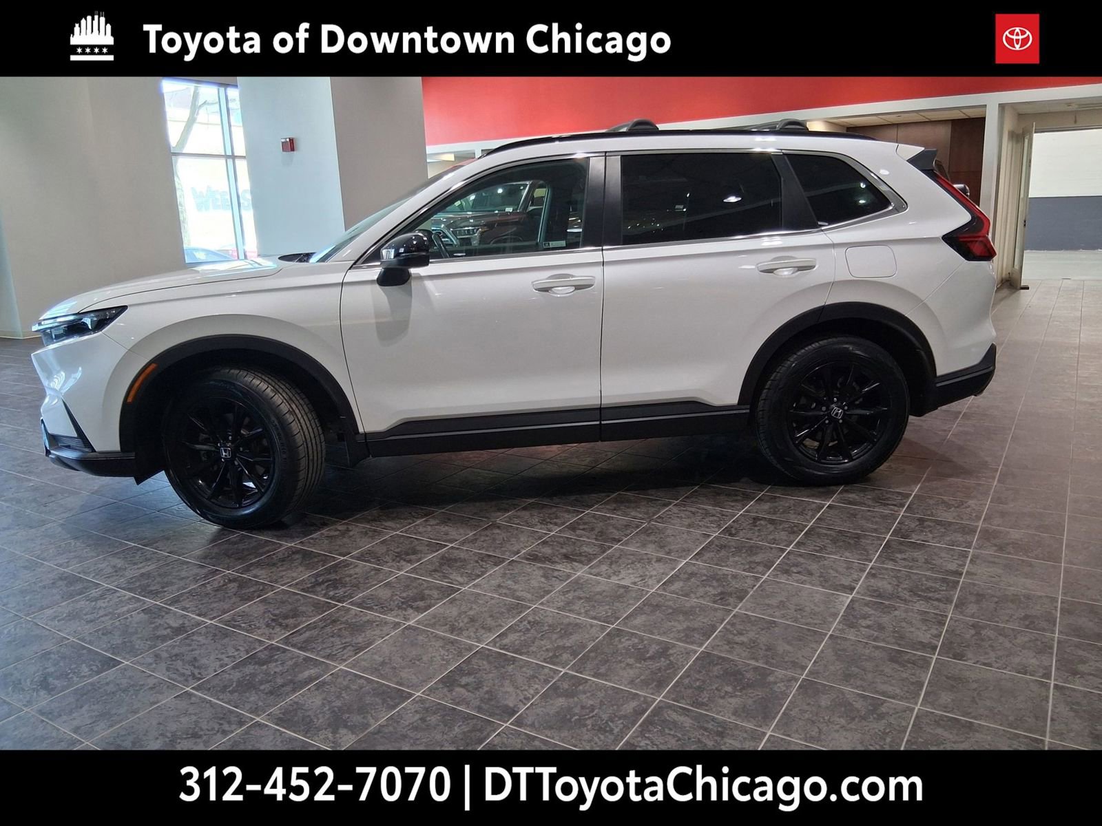 Used 2024 Honda CR-V Sport image 3