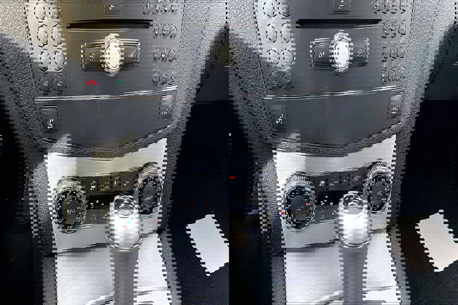 Used 2008 Mercedes-Benz C 300 Sport image 35