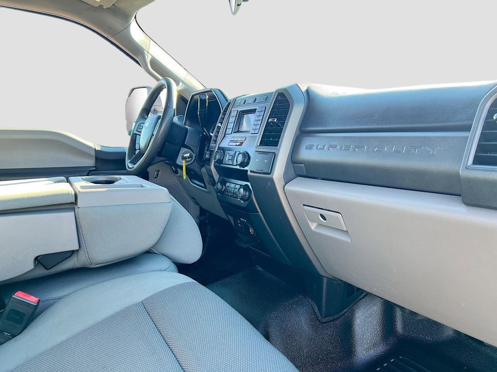 Used 2020 Ford F550 XL image 21