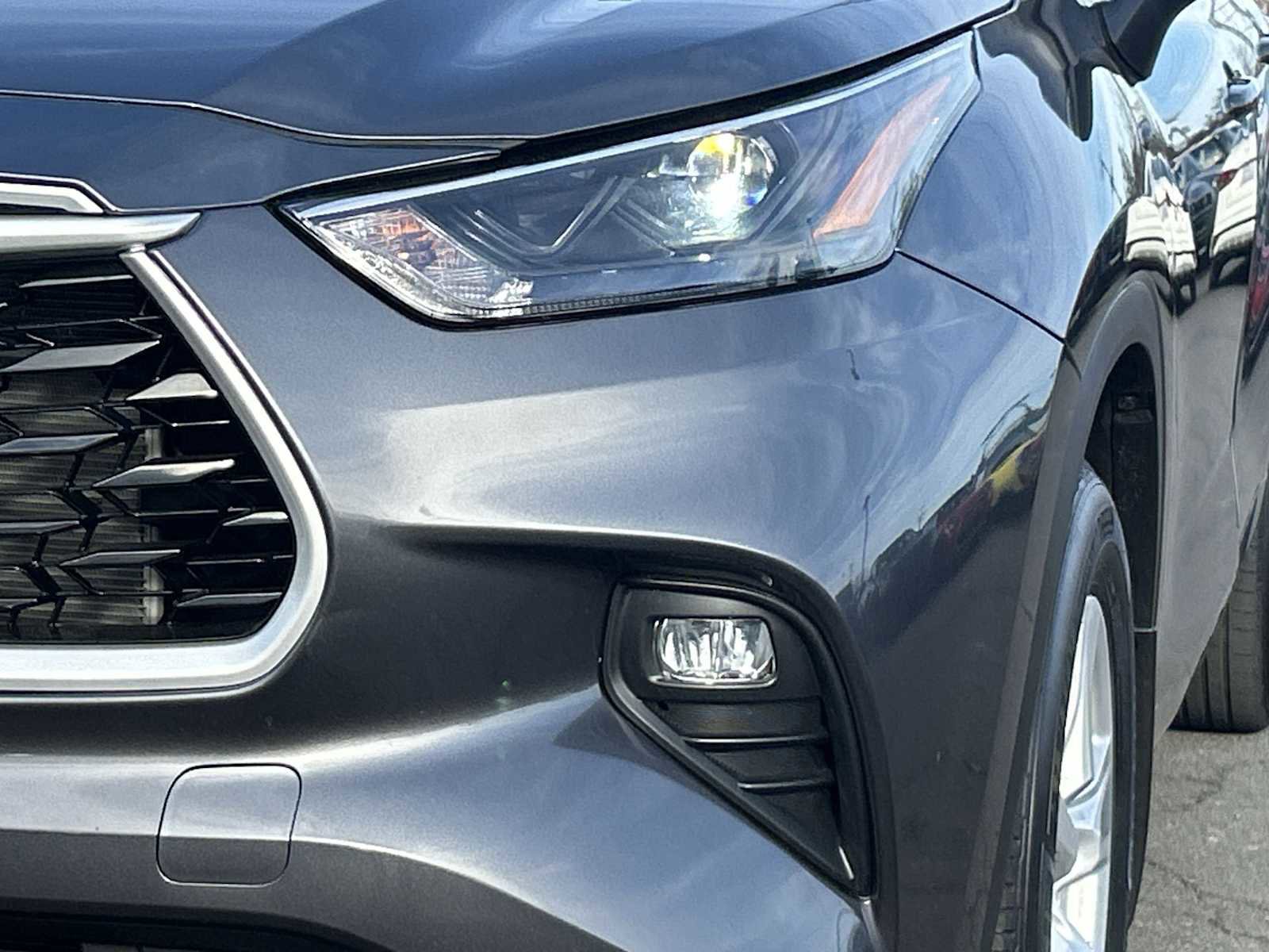 Used 2023 Toyota Highlander LE image 11