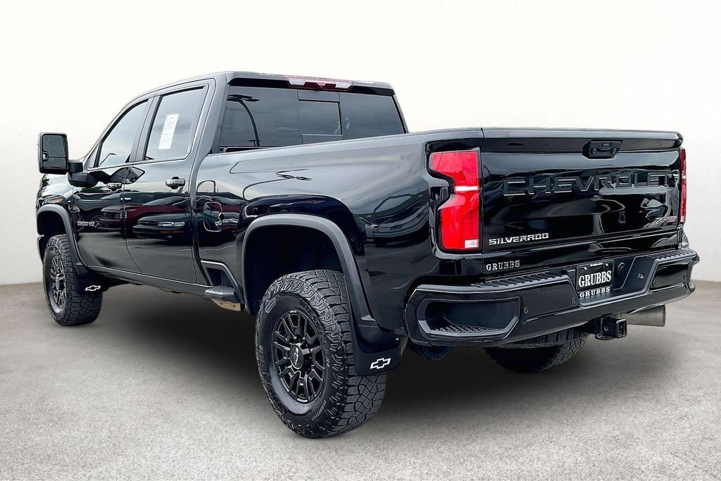 Used 2025 Chevrolet Silverado 2500 ZR2 w/ LPO, Dark Essentials Package AWD/4WD image 14