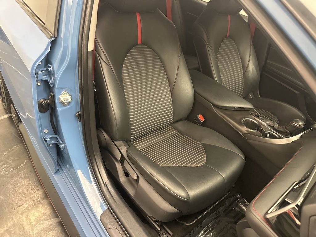 Used 2022 Toyota Camry TRD w/ TRD Package w/JBL Audio image 9