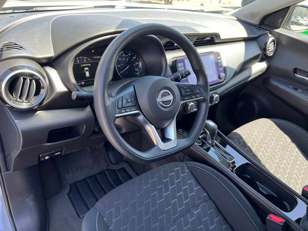 Used 2023 Nissan Kicks SV FWD image 13