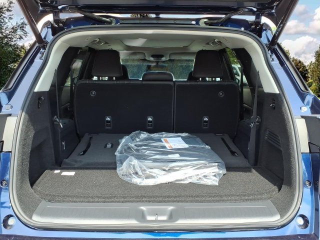 New 2027 INFINITI QX60 Luxe w/ Cargo Package AWD/4WD image 21