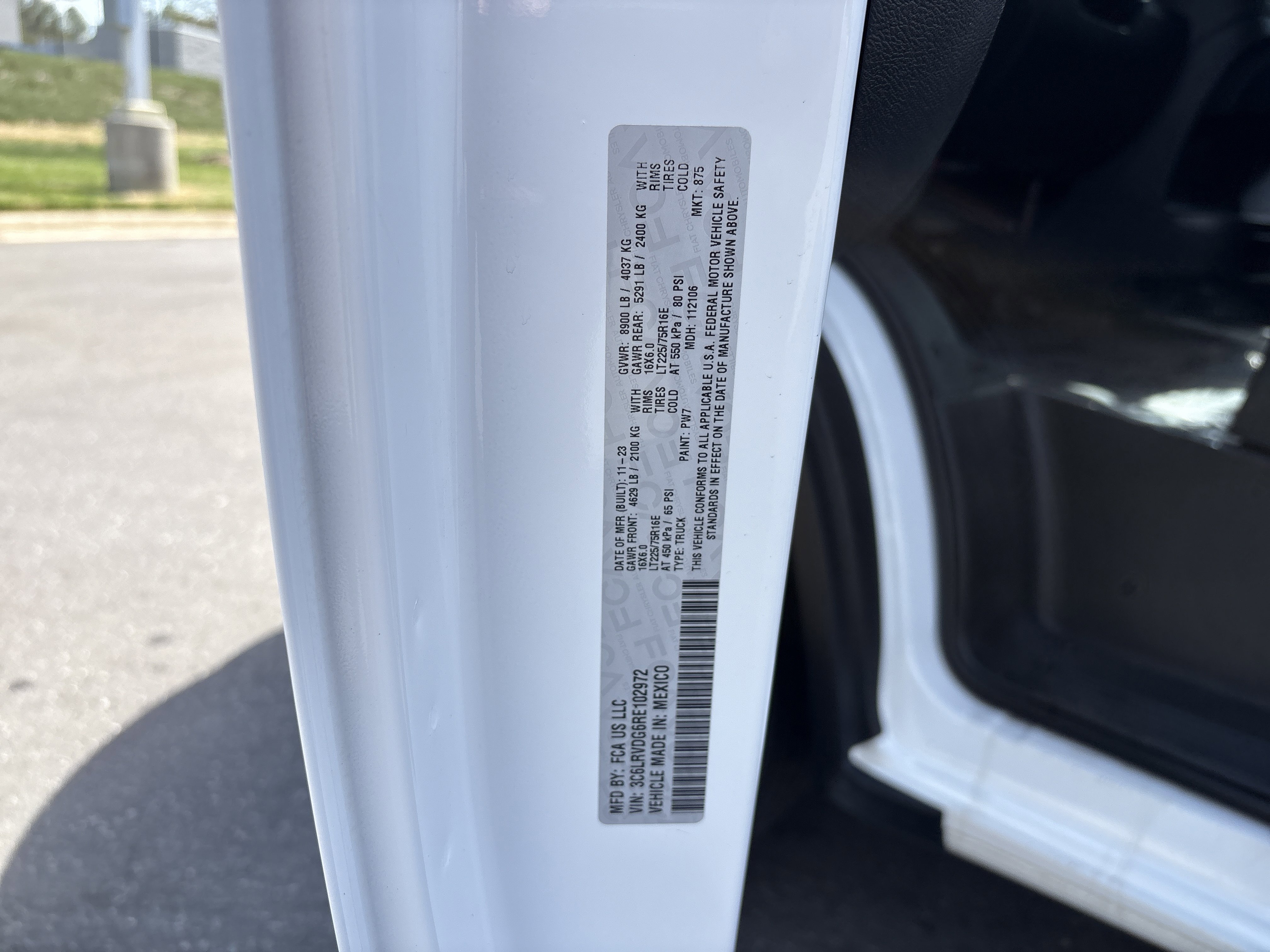 Used 2024 RAM ProMaster 2500 w/ Safety Group image 35