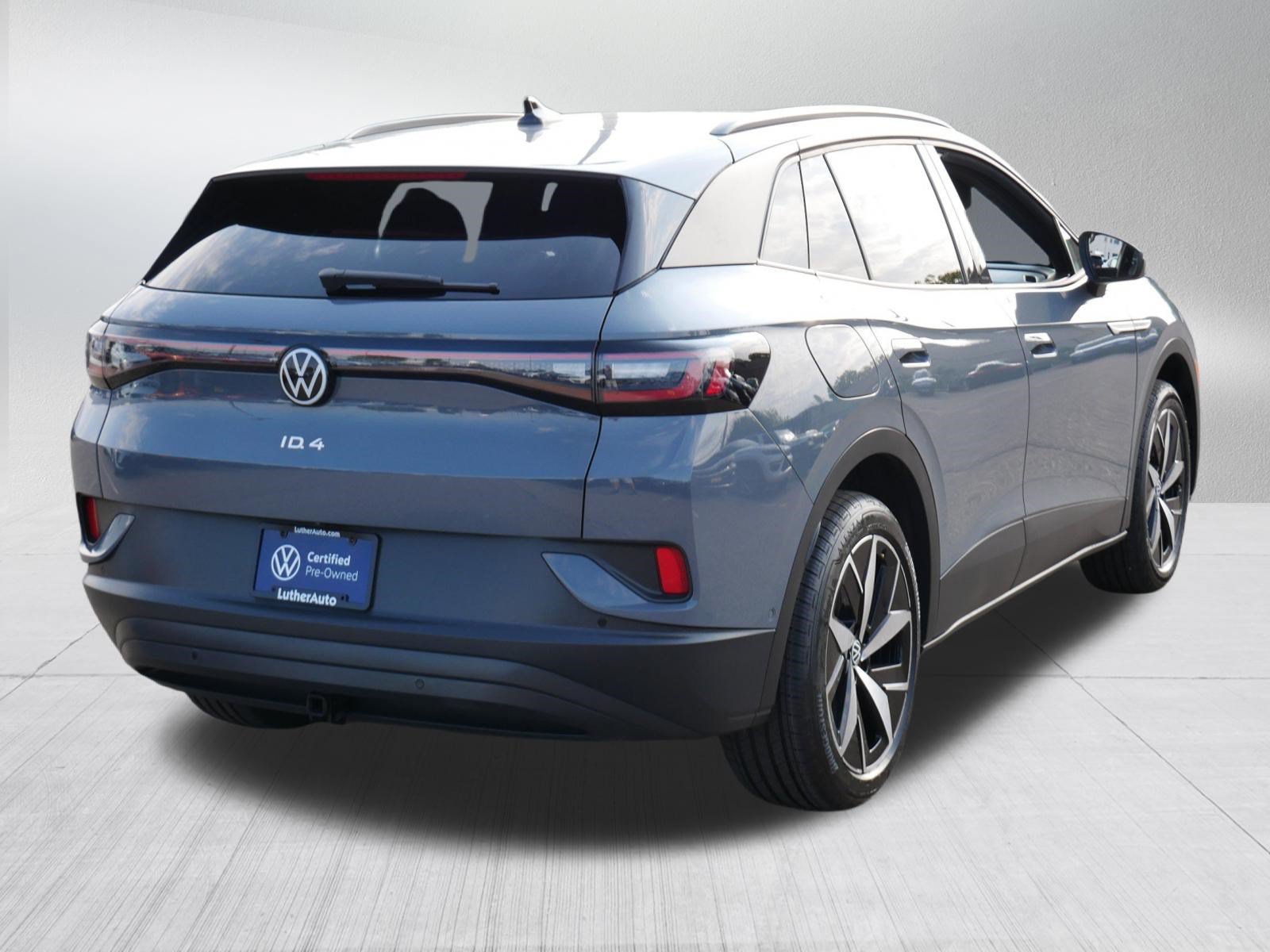 Used 2023 Volkswagen ID.4 Pro S AWD/4WD image 5
