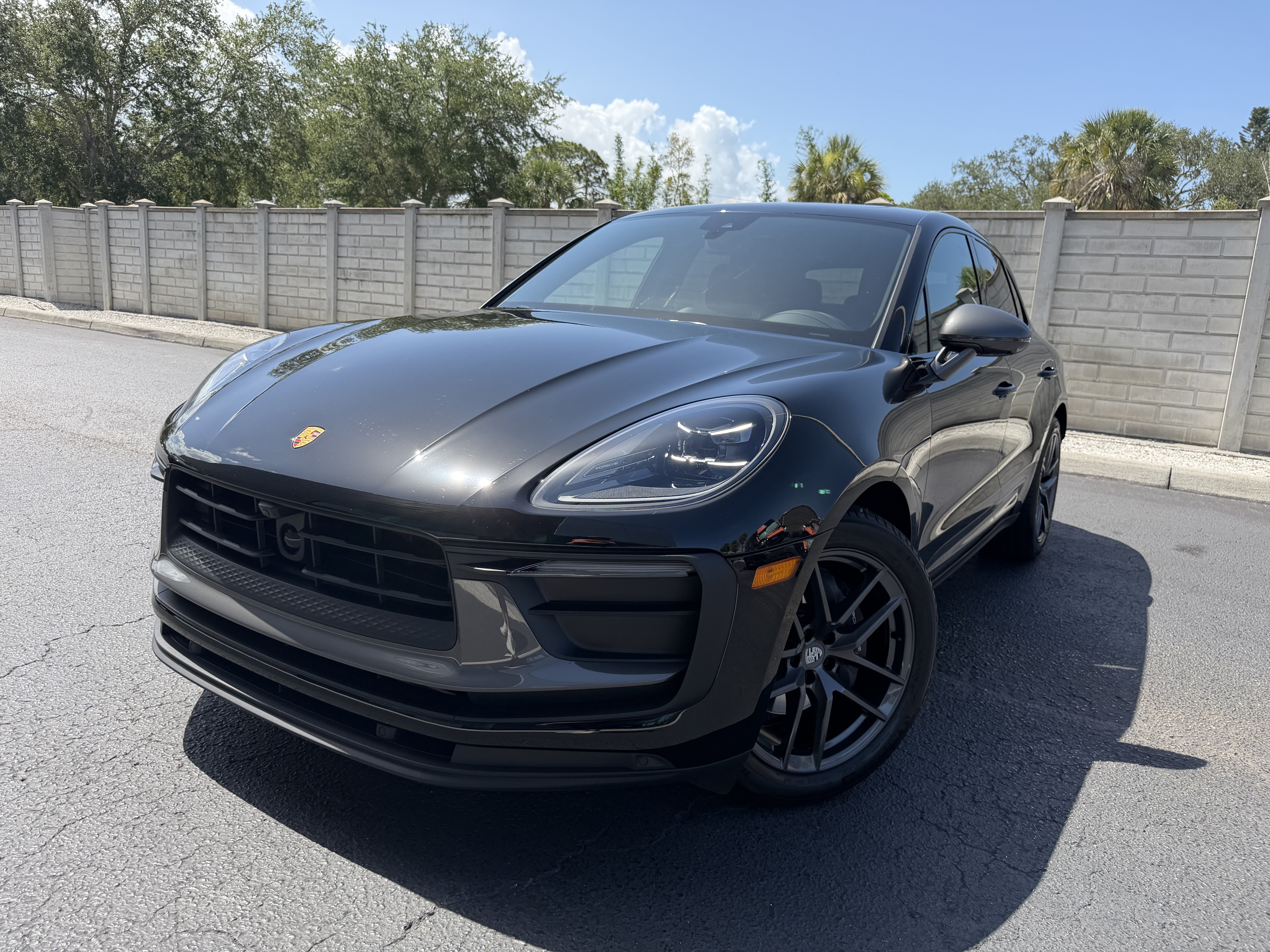 Certified 2023 Porsche Macan Turbo AWD/4WD video 1