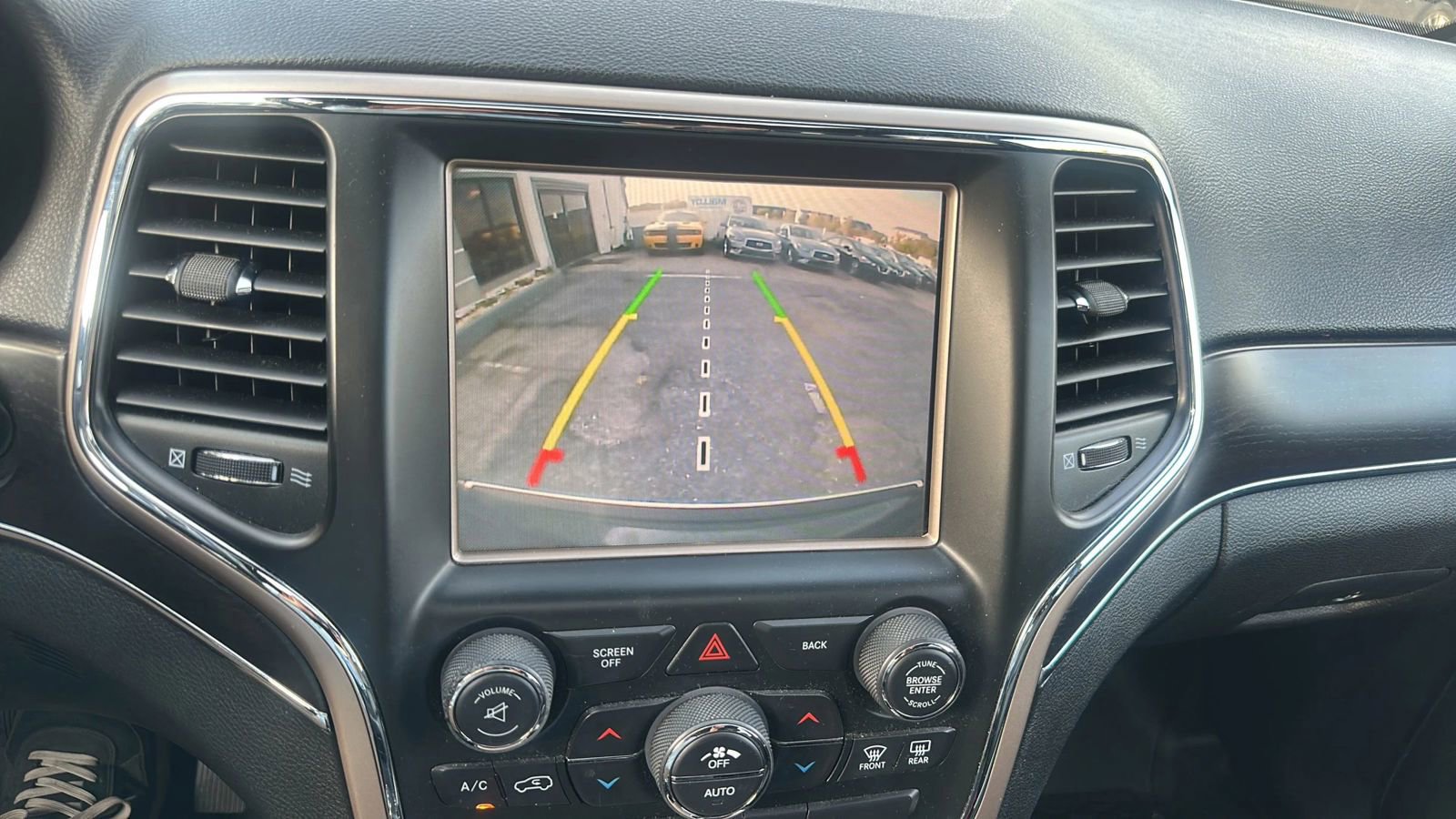 Used 2014 Jeep Grand Cherokee Limited AWD/4WD image 25