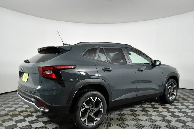 New 2026 Chevrolet Trax LT w/ Driver Confidence Package image 10