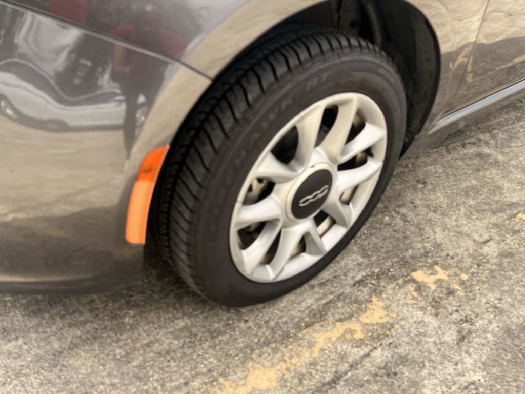 Used 2017 FIAT 500 Pop image 16