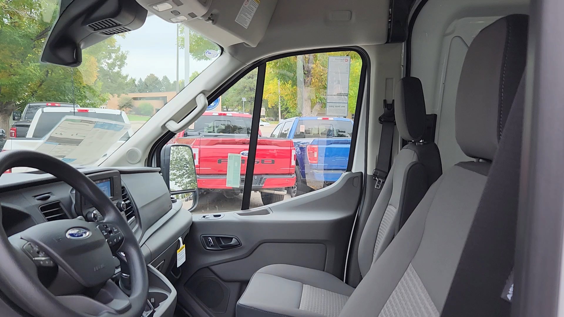 New 2025 Ford Transit 250 148 Medium Roof Extended AWD image 17