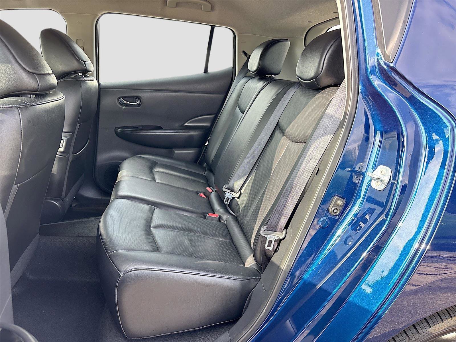 Used 2017 Nissan Leaf SL w/ Premium Package FWD image 25