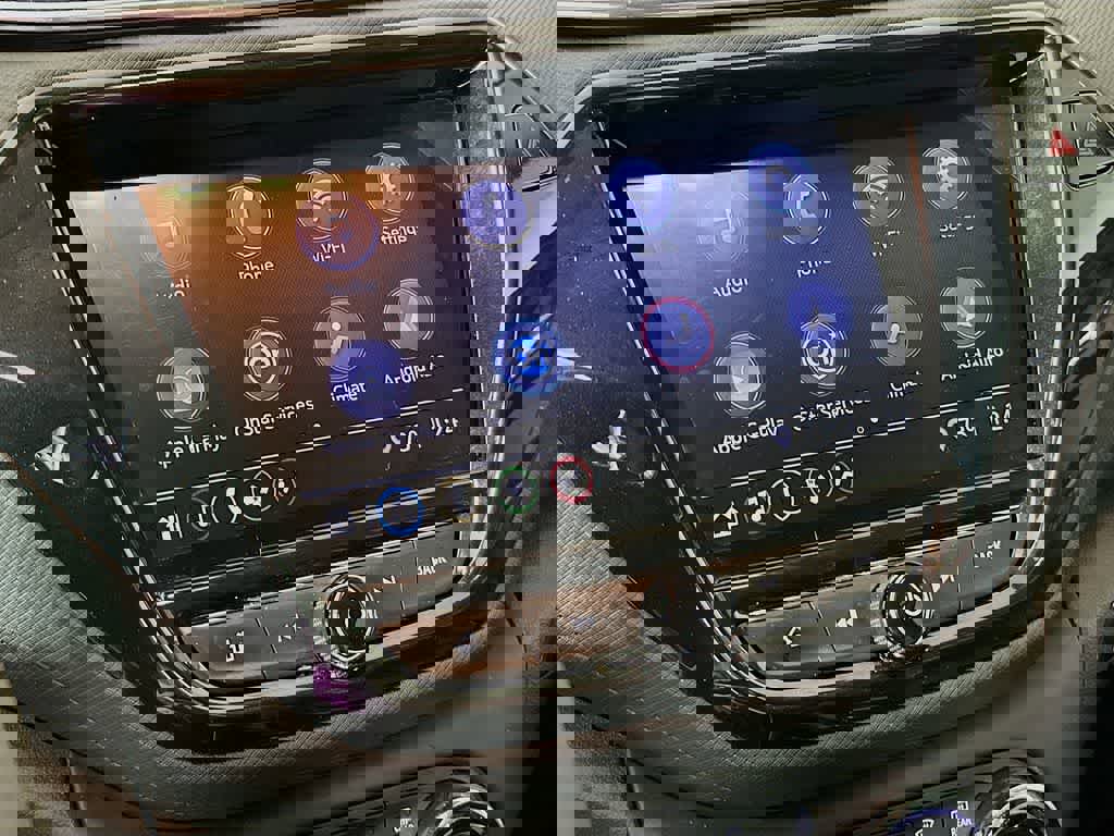 Used 2023 Chevrolet TrailBlazer LT w/ Convenience Package FWD image 16