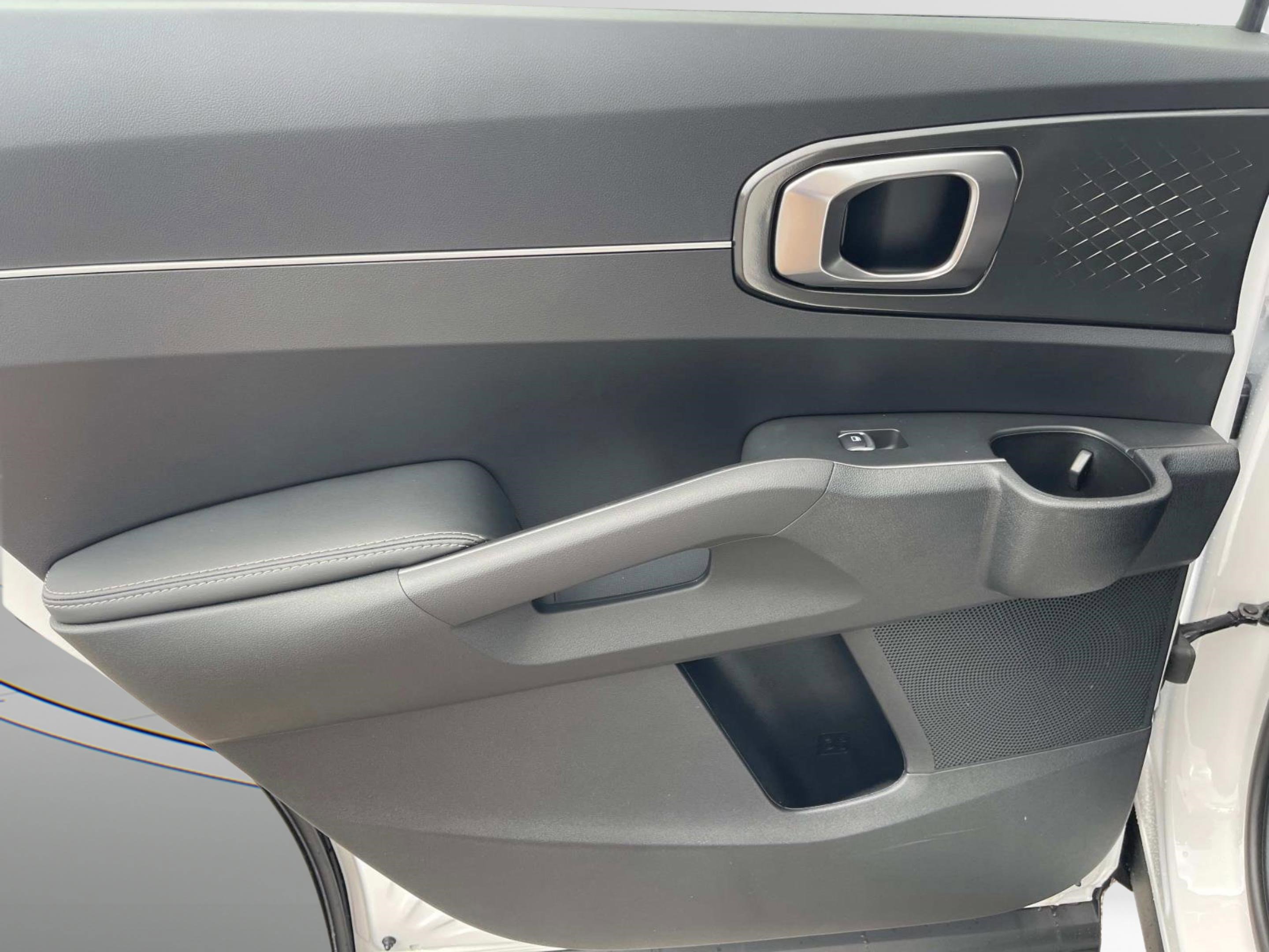 New 2025 Kia Sorento LX image 20