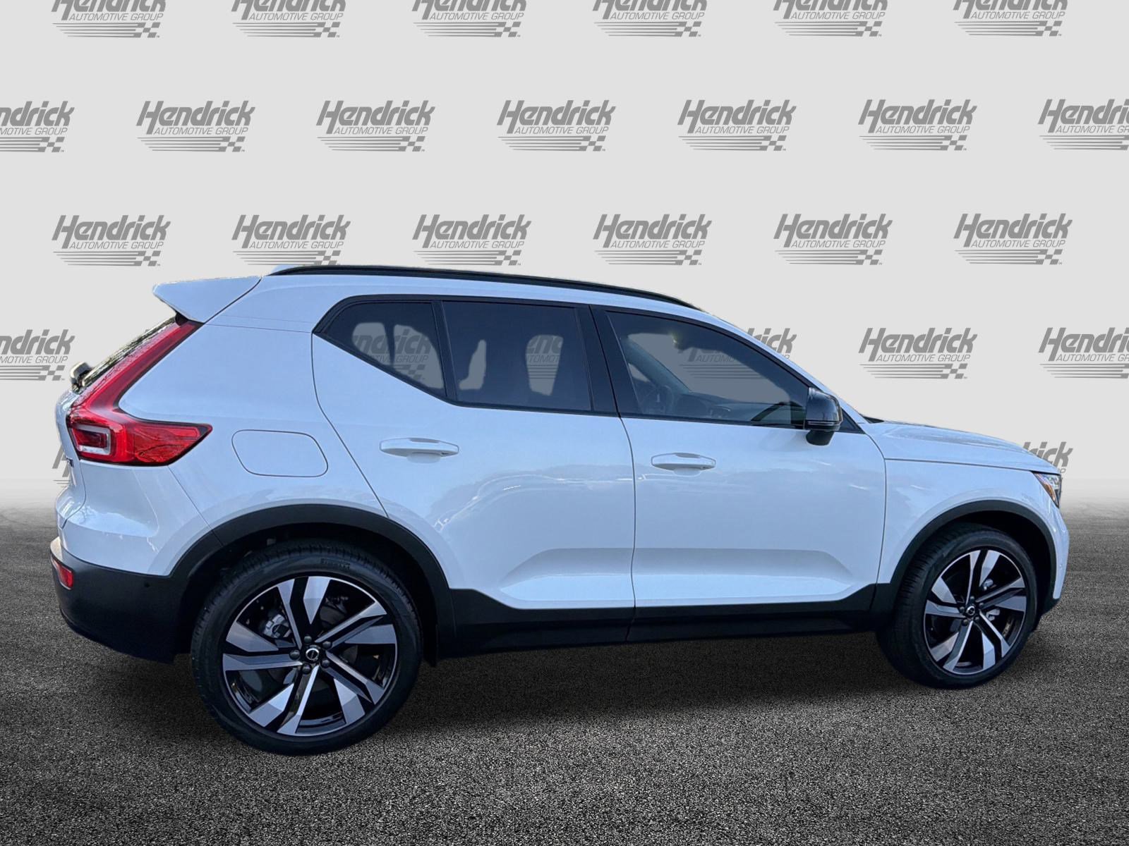 Used 2026 Volvo XC40 B5 Ultra w/ Protection Package Premier image 11